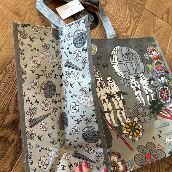 NEW Vera Bradley Star Wars Far Far Away reusable market tote NWT - Picture 6 of 7